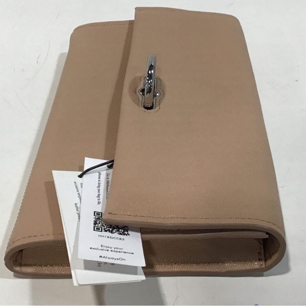 NEW!! Women’s Rebecca Minkoff Elegant Tan Leather Jean Clutch Bag in Doe (Beige) - Picture 4 of 7